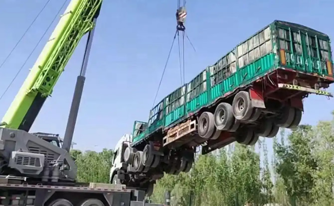 镇雄道路脱困救援案例